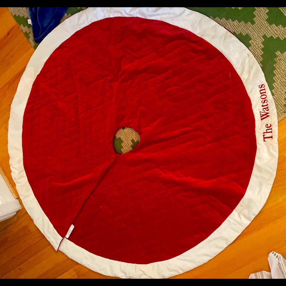 Christmas tree skirt